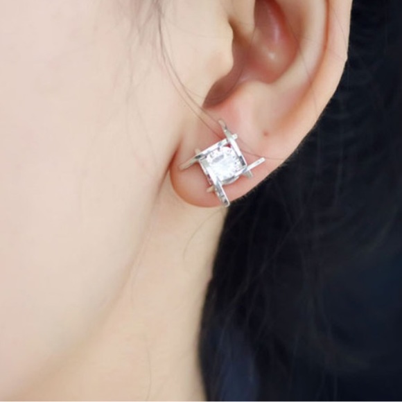 New Silver Tone Diamond Stud Earrings - Picture 4 of 4
